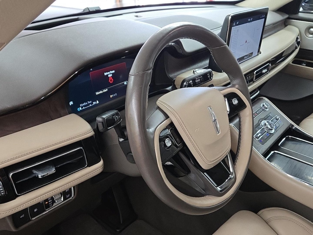 2020 Lincoln Aviator Reserve photo 3