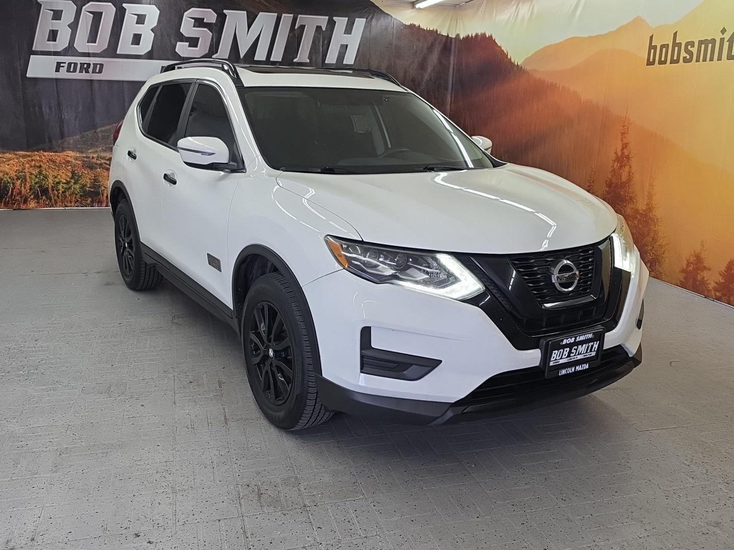 2017 Nissan Rogue SV AWD's photo