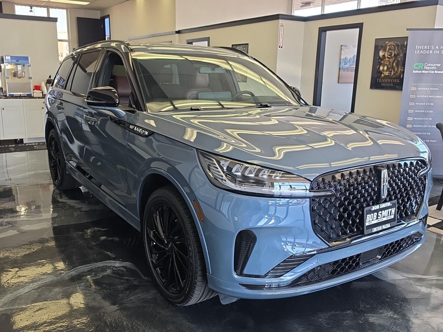 Whisper Blue Metallic Clearcoat 2026 Lincoln Aviator SUV / Crossover All-Wheel Drive Automatic