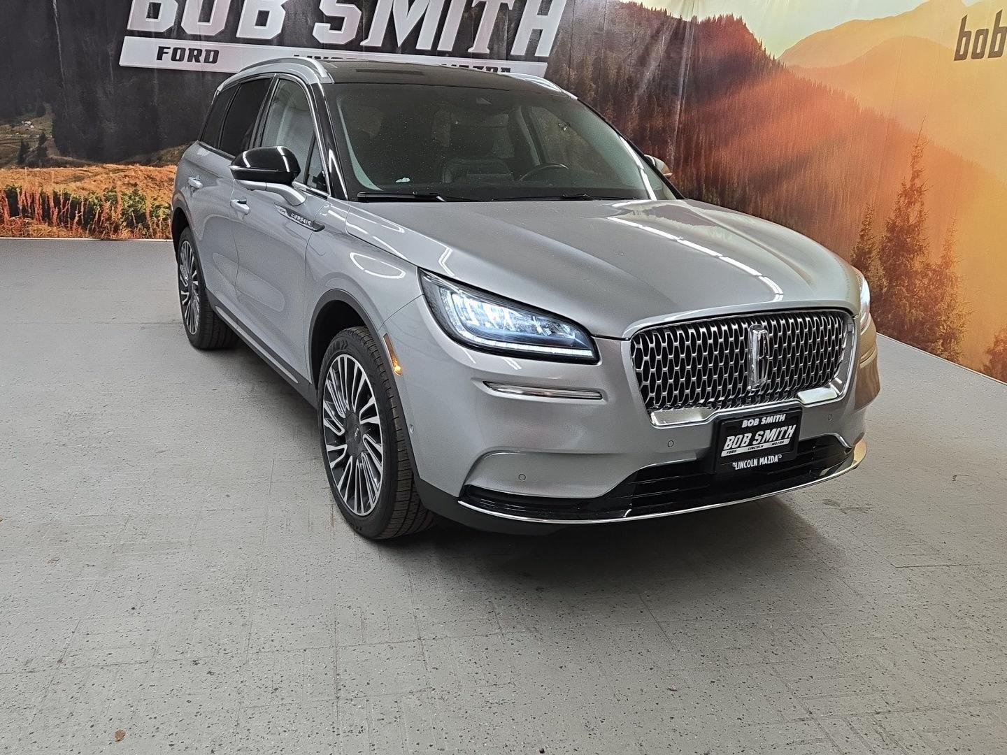 2022 Lincoln Corsair Reserve's photo