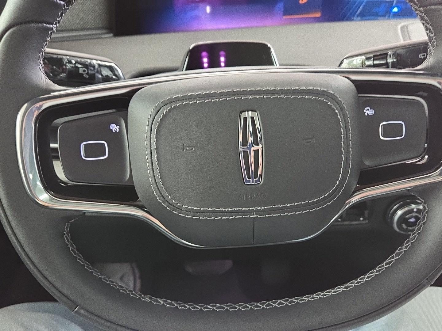 2025 Lincoln Navigator Reserve L - Photo 8