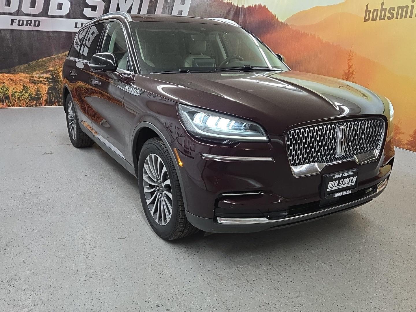 2023 Lincoln Aviator Base's photo