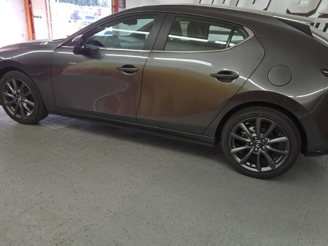 2025 Mazda Mazda3 Hatchback 2.5 s Preferred photo 3