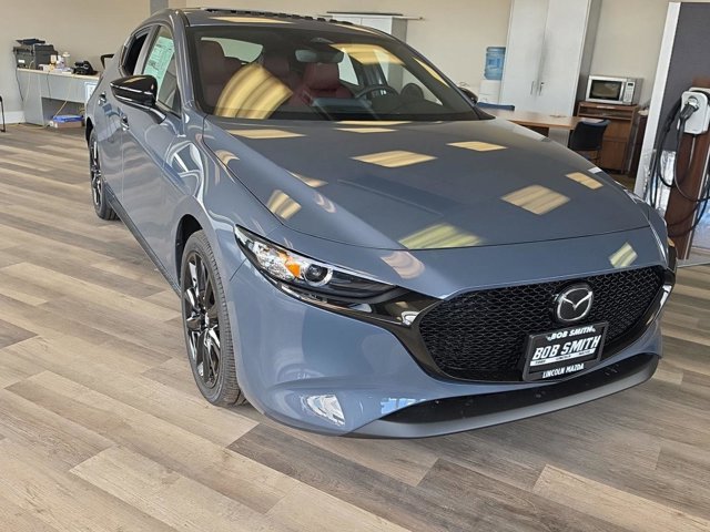 2026 Mazda CX-3 2.5 Carbon Ed. AT 5-Door SKYACTIV AWD's photo