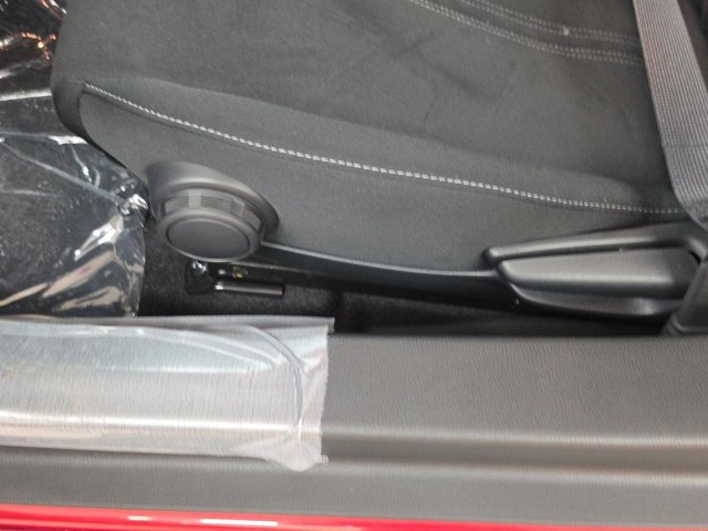 2026 Mazda MX-5 Miata Club - Photo 14