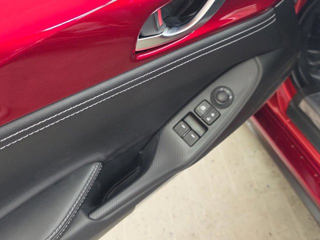 2026 Mazda MX-5 Miata Club - Photo 13
