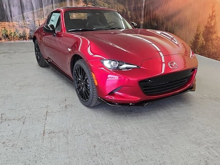 2025 Mazda MX-5 RHT Club CONVERTIBLE