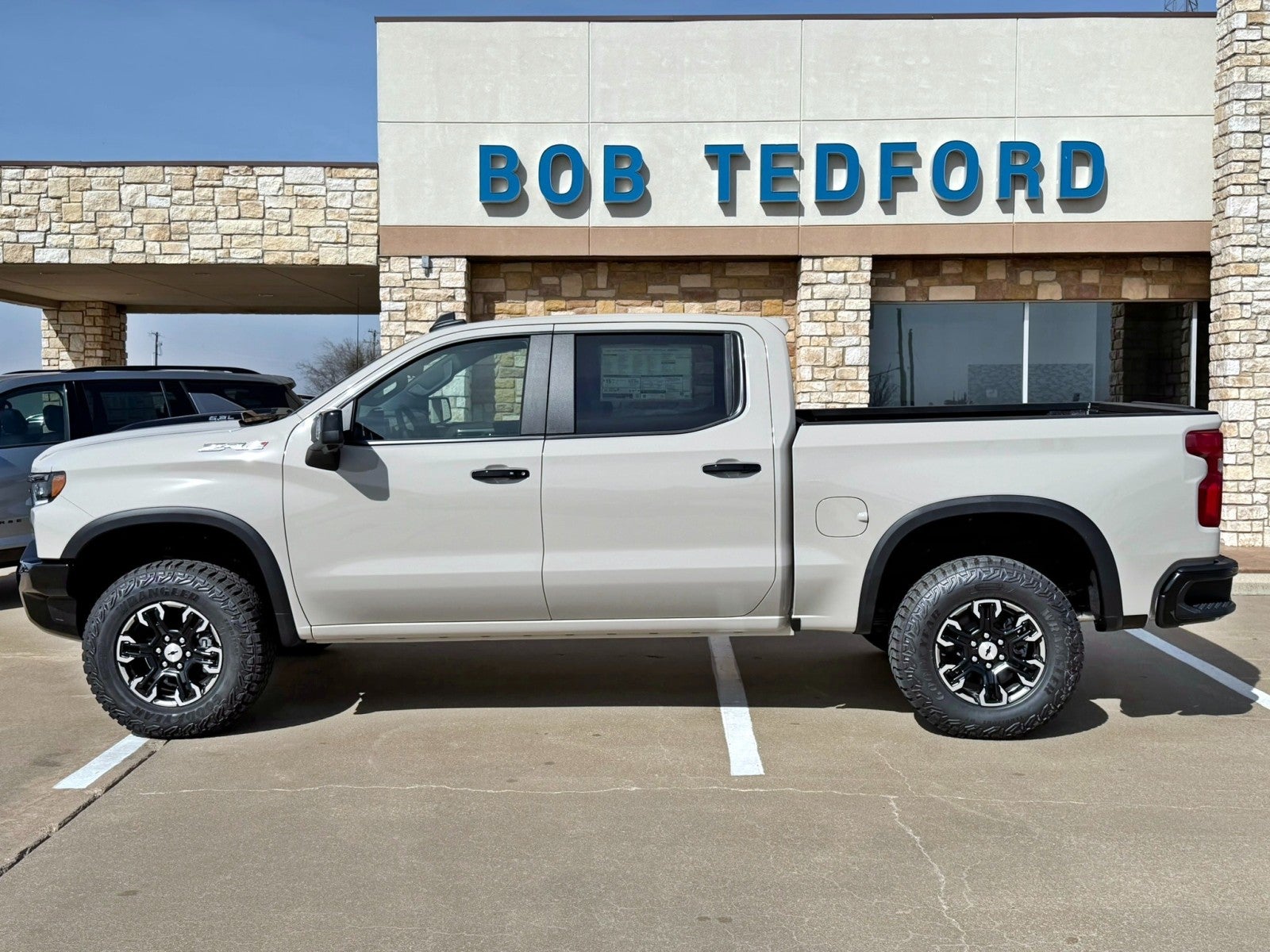 2026 Chevrolet Silverado 1500 ZR2 - Photo 28