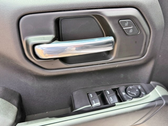 2026 Chevrolet Silverado 1500 Custom - Photo 12