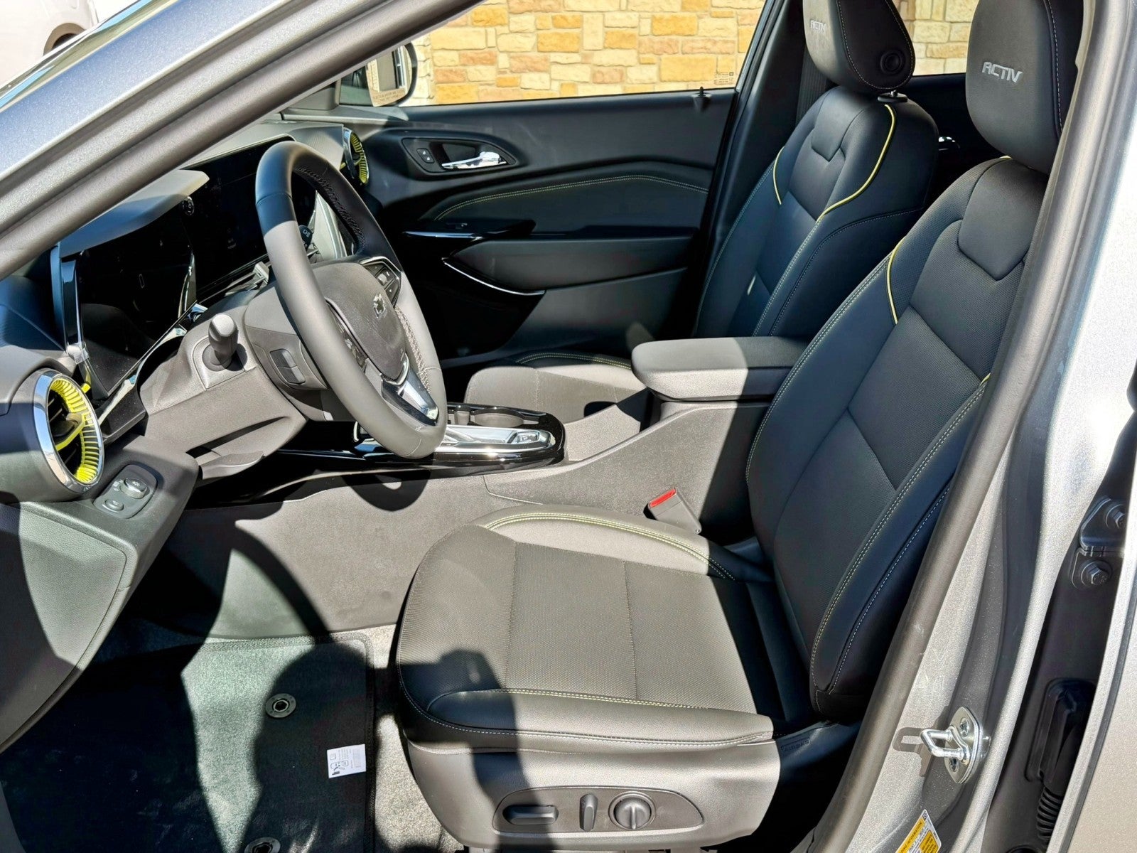 2026 Chevrolet Trax Activ - Photo 36