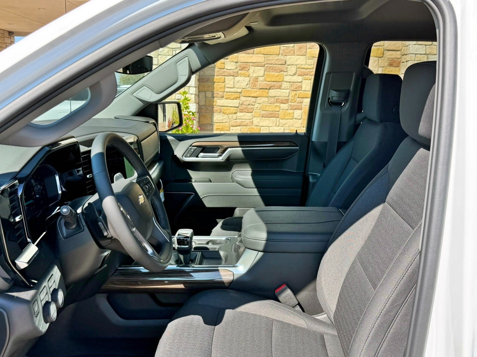 2026 Chevrolet Silverado 1500 LT - Photo 38