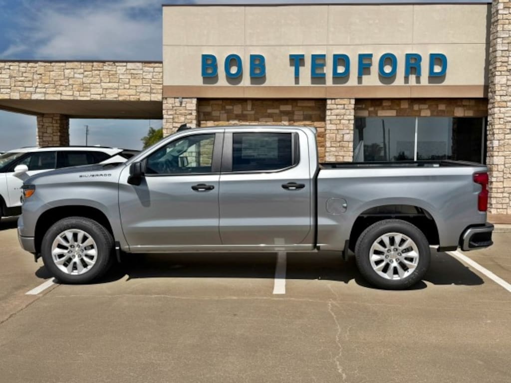 New 2026 Chevrolet Silverado 1500 Custom Truck