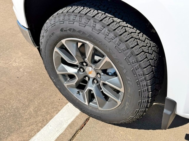 2026 Chevrolet Silverado 1500 LT - Photo 10