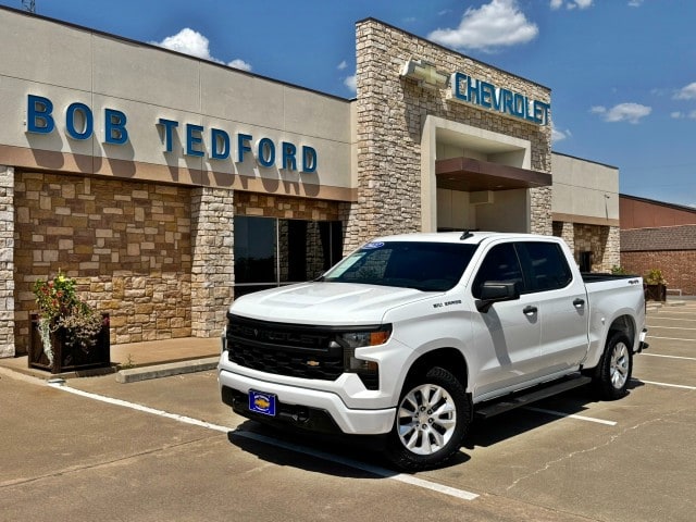 2022 Chevrolet Silverado 1500 Custom