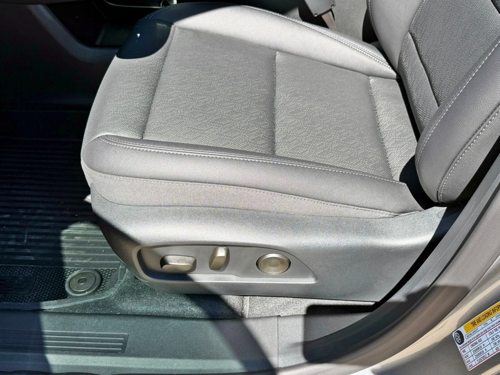 2026 Chevrolet Equinox LT - Photo 38