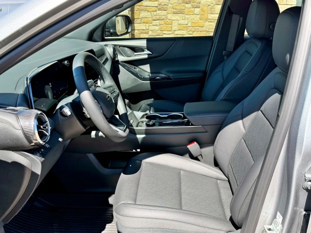 2026 Chevrolet Equinox LT - Photo 13