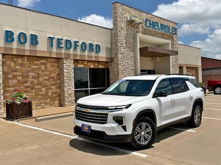 2025 Chevrolet Traverse LT SUV