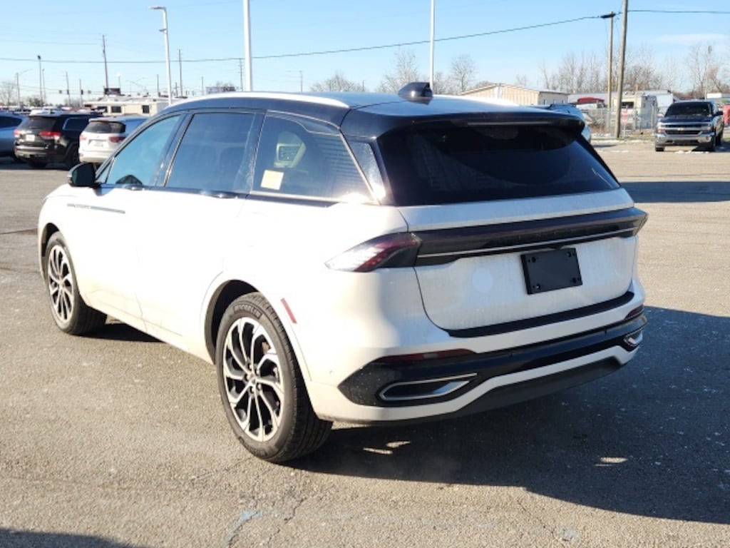 Used 2024 Lincoln Nautilus Reserve SUV