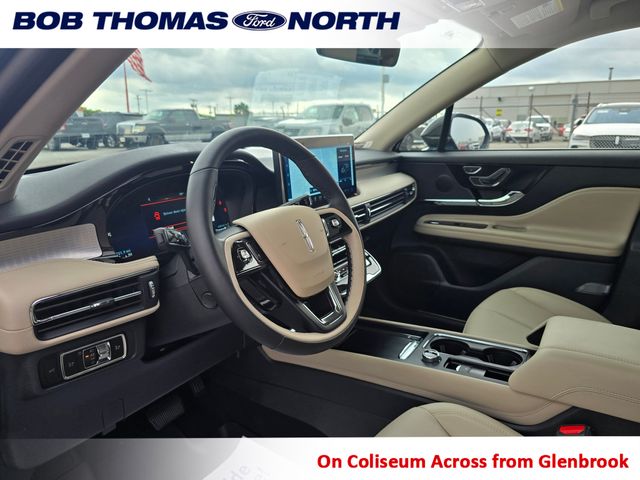 2026 Lincoln Corsair Premiere - Photo 11