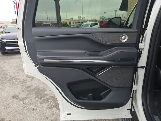 2026 Lincoln Navigator Reserve - Photo 18