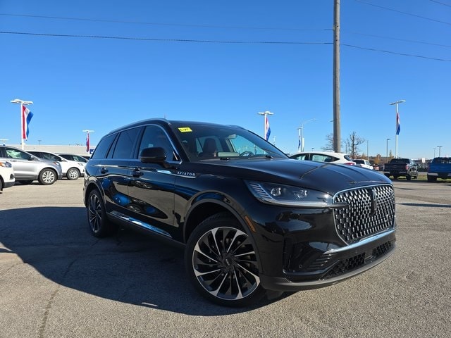 2025 Lincoln Aviator Reserve's photo
