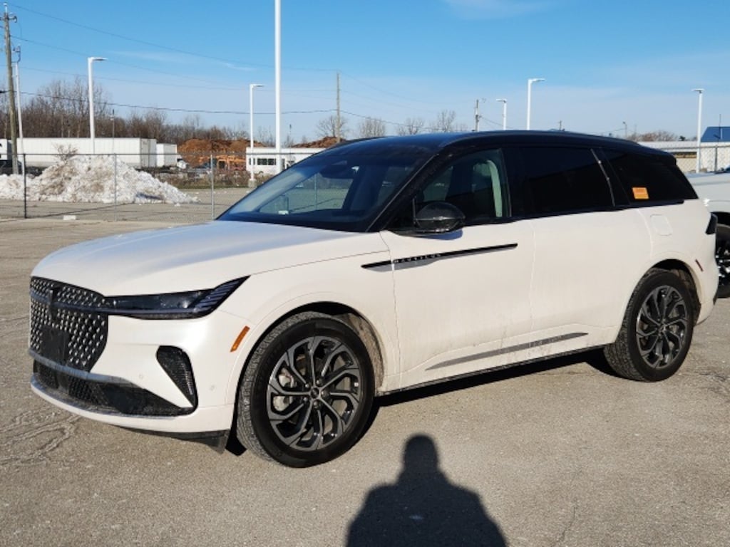 Used 2024 Lincoln Nautilus Reserve SUV