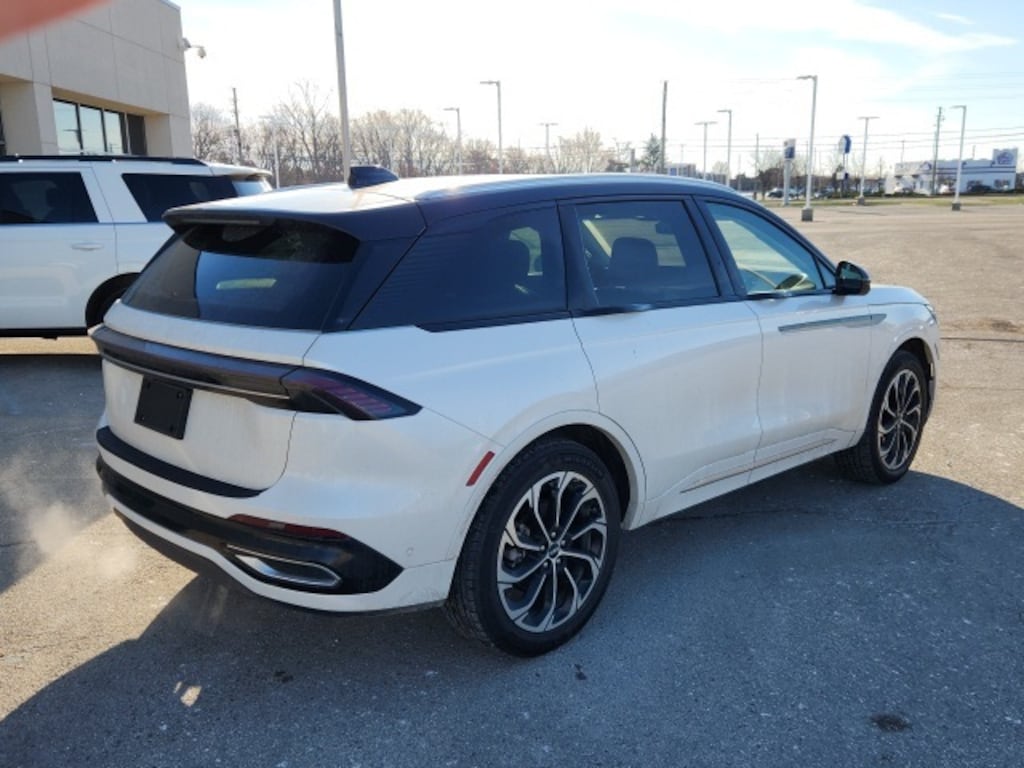 Used 2024 Lincoln Nautilus Reserve SUV