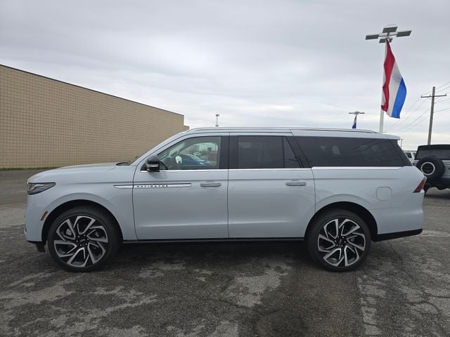 2026 Lincoln Navigator Reserve L - Photo 8