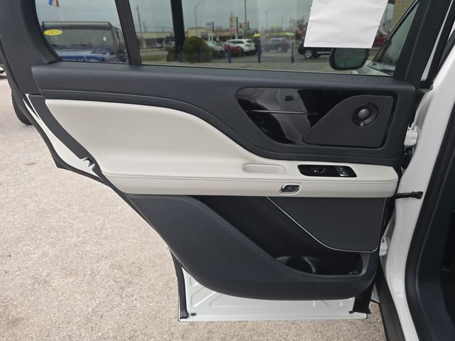 2026 Lincoln Aviator Reserve - Photo 17