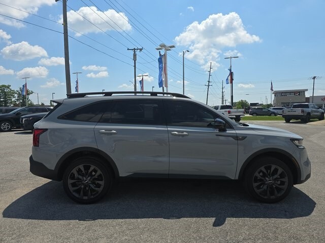 2023 Kia Sorento X-Line EX photo 2