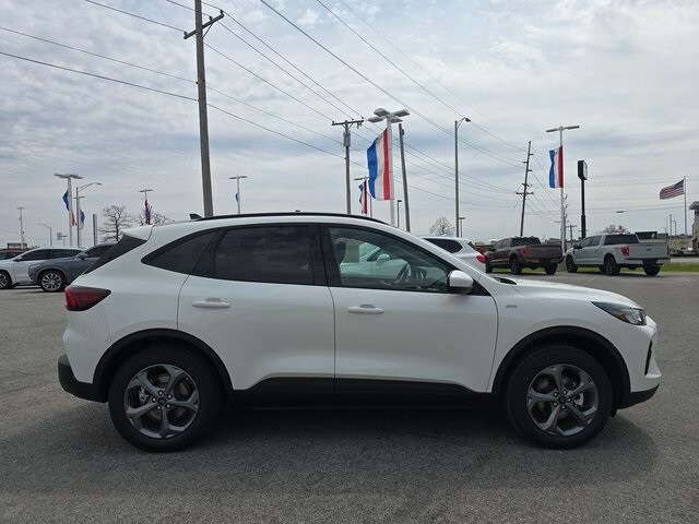 2025 Ford Escape ST-Line Select photo 3