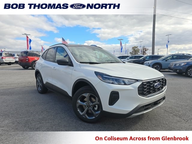 2025 Ford Escape ST-Line's photo