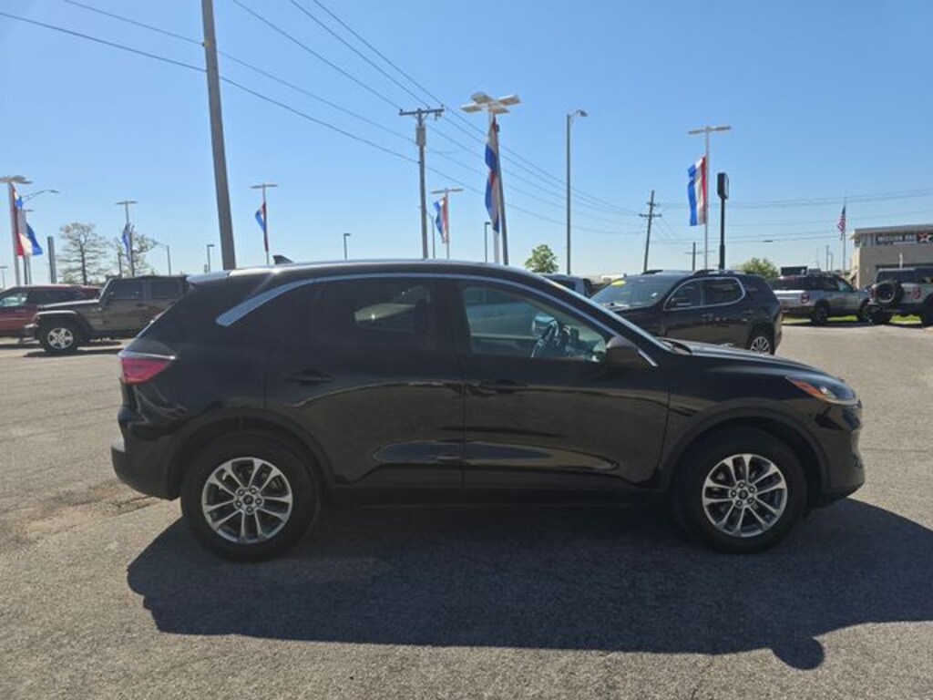 Used 2022 Ford Escape SE SUV