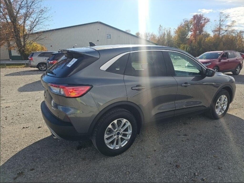 Used 2022 Ford Escape SE SUV