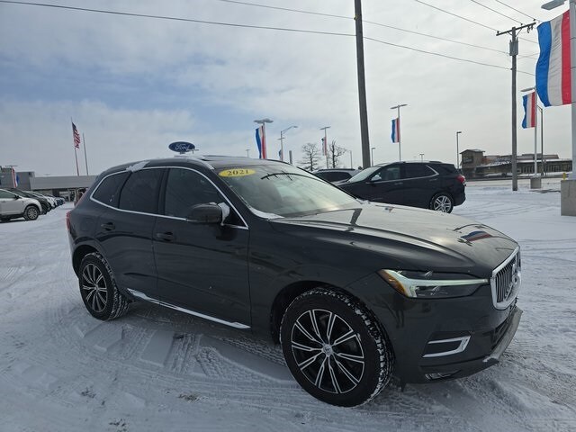 2021 Volvo XC60 T6 Inscription photo 2