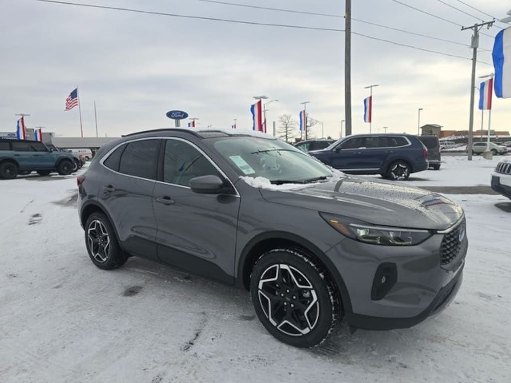 New 2026 Ford Escape Platinum SUV