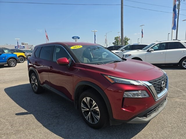 2023 Nissan Rogue SV photo 2