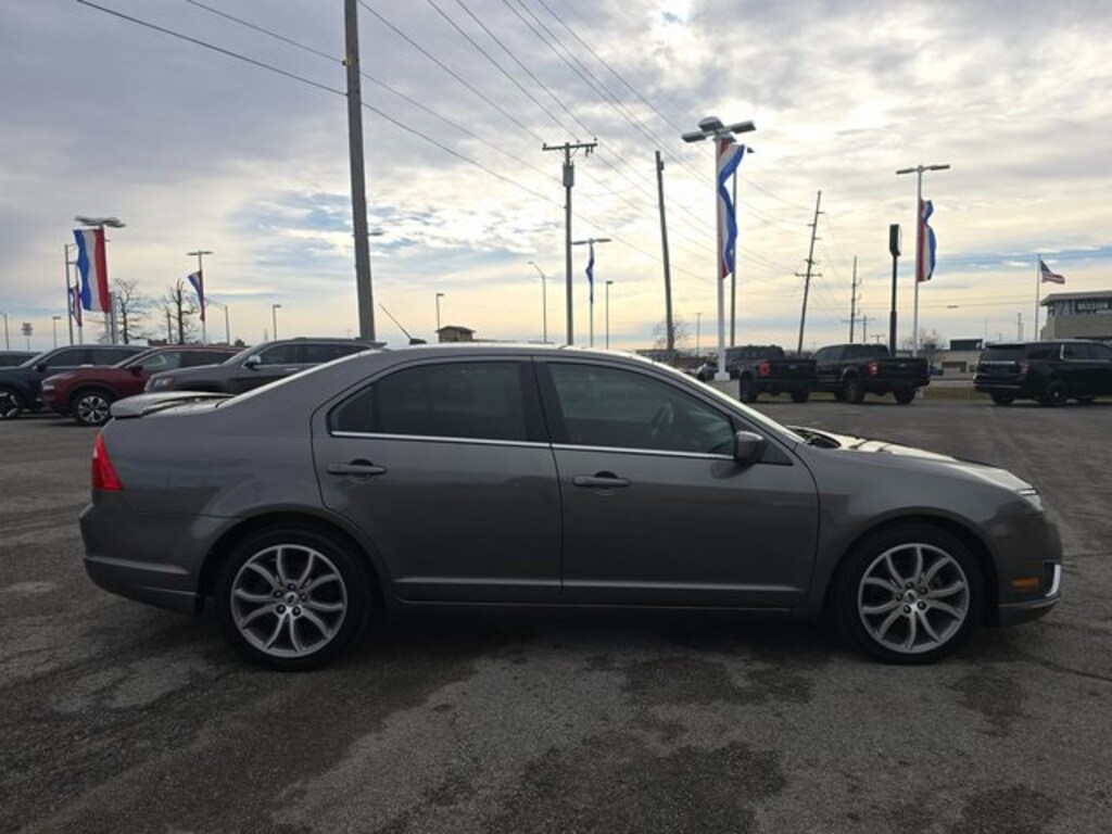 Used 2010 Ford Fusion SE Sedan