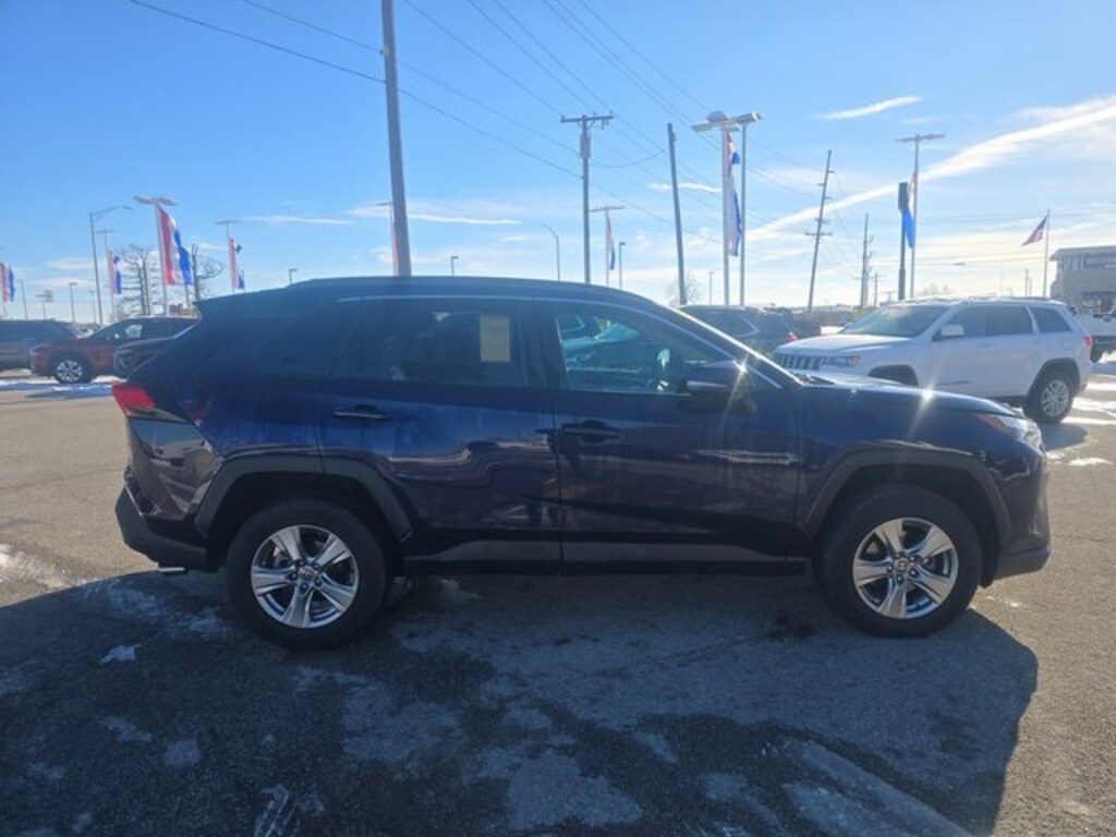 Used 2022 Toyota RAV4 XLE SUV
