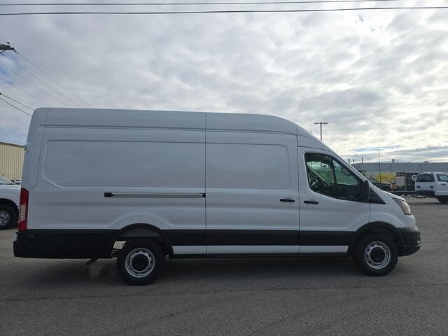2026 Ford Transit photo 2