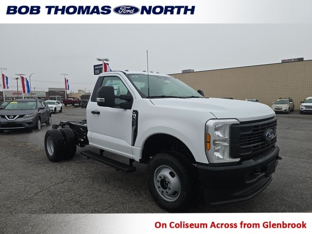 2026 Ford F-350 Chassis Chassis 