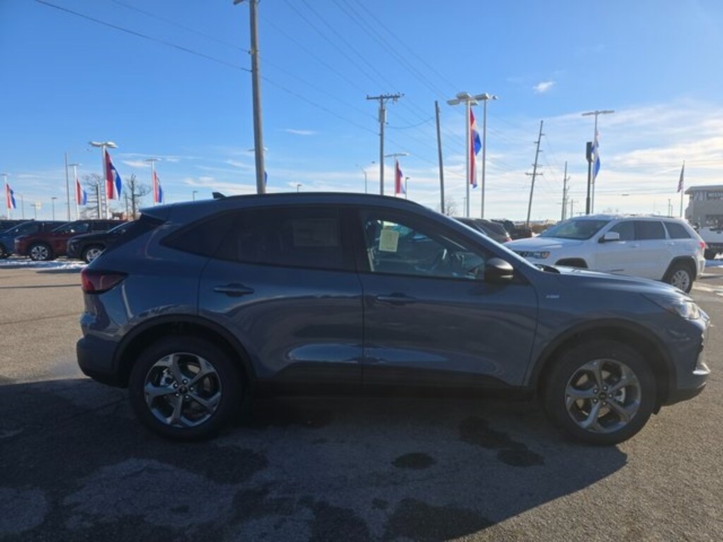 New 2026 Ford Escape ST-Line SUV