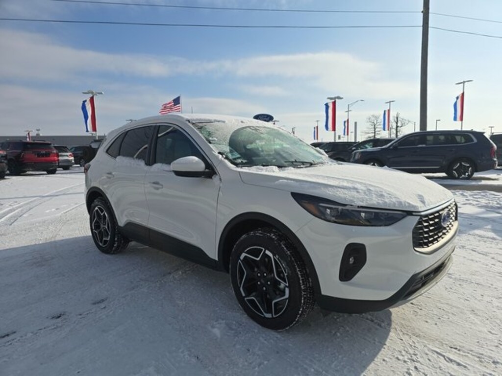 New 2026 Ford Escape Platinum SUV