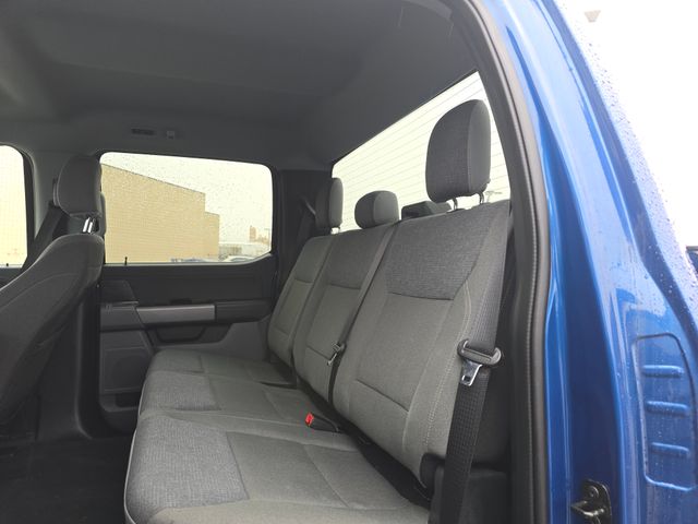 Photo 12