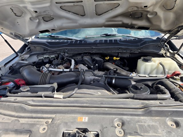 2019 Ford F-550 Super Duty Chassis Cab XL - Photo 22