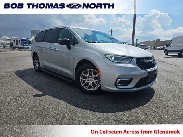 2024 Chrysler Pacifica