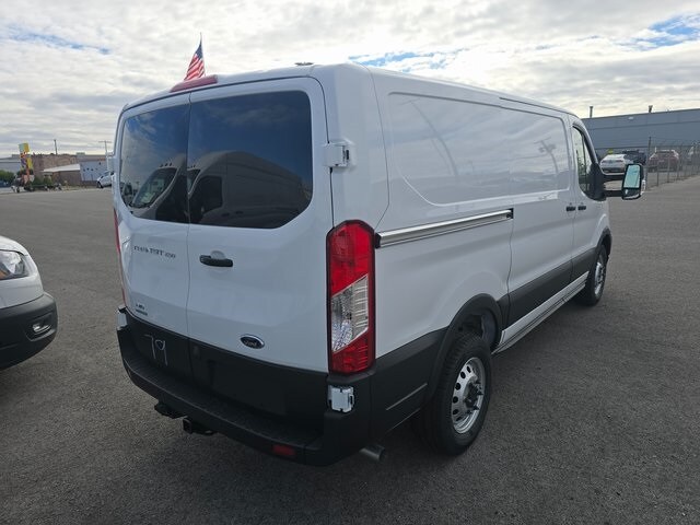 2025 Ford Transit photo 3