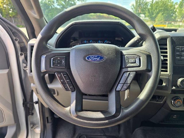 2019 Ford F-550 Super Duty Chassis Cab XL - Photo 16