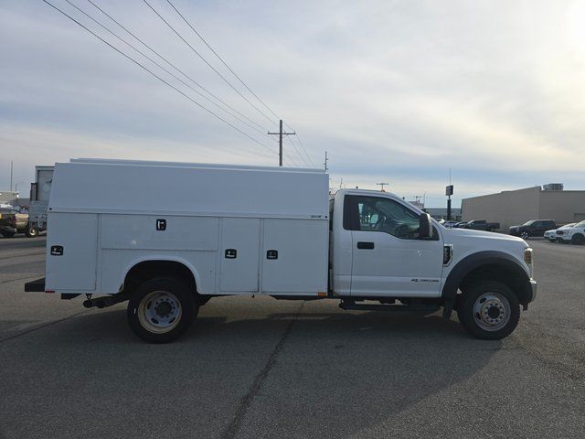 2019 Ford F-550 Super Duty Chassis Cab XL - Photo 3