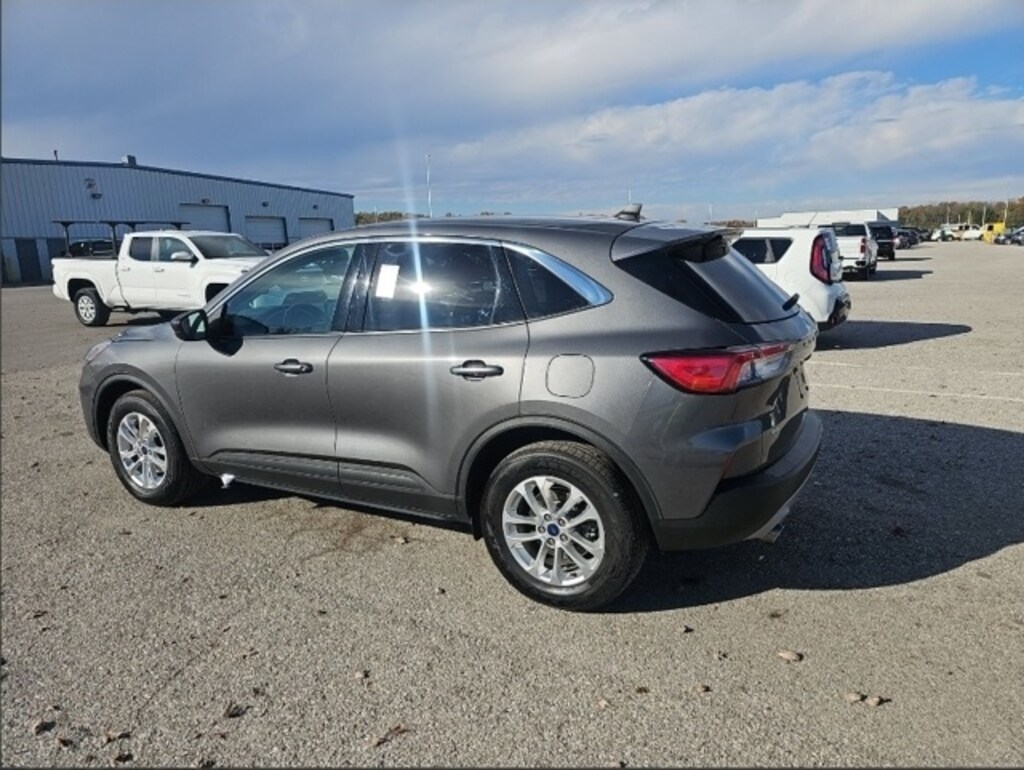 Used 2022 Ford Escape SE SUV